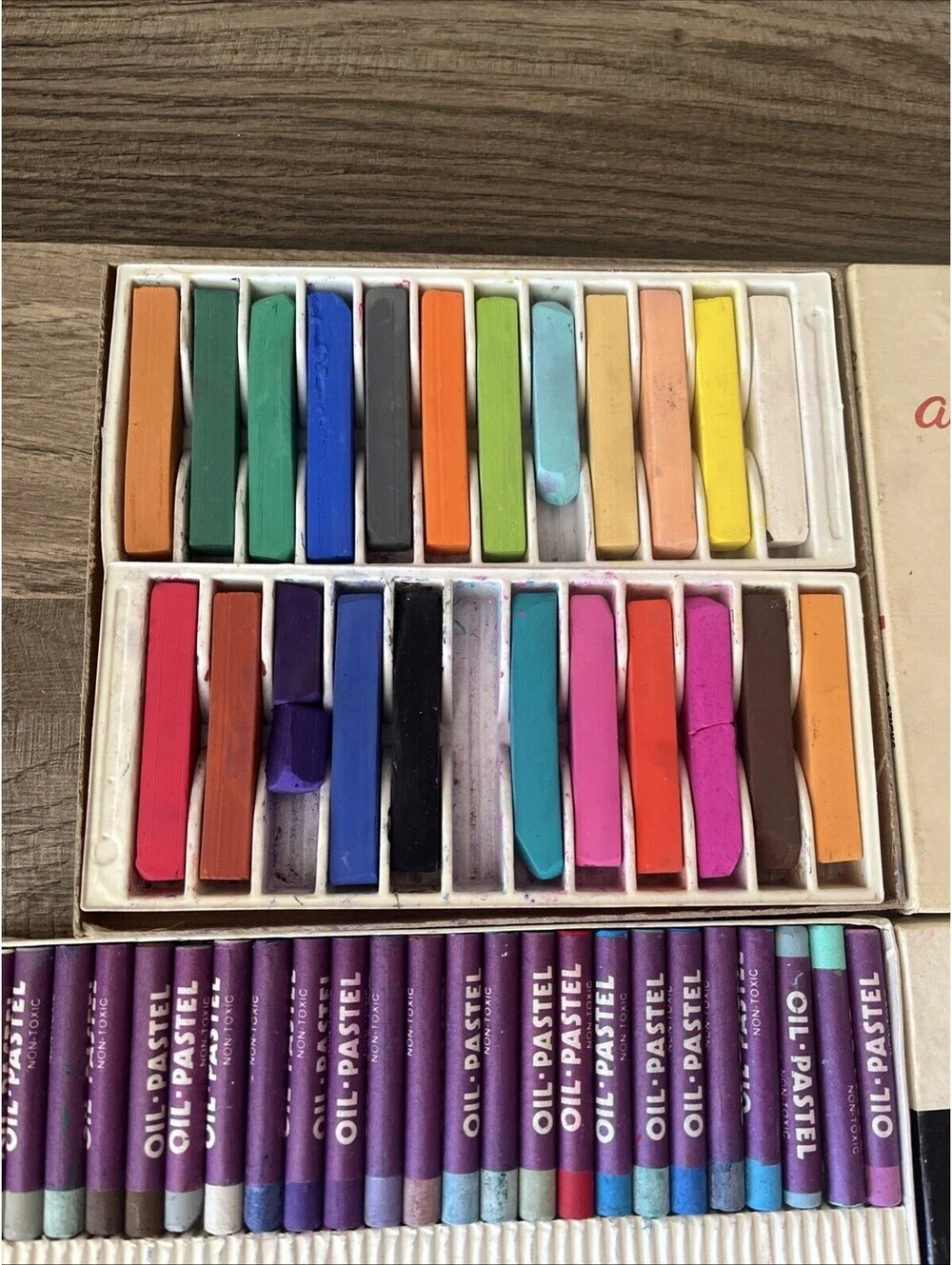 Vintage Pastels Weber Costello Alphacolor Box Of 48 & 22 Sticks